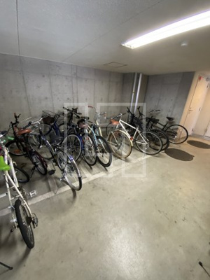 【その他共用部分】 | アーデンタワー北堀江 | アーデンタワー北堀江　駐輪場