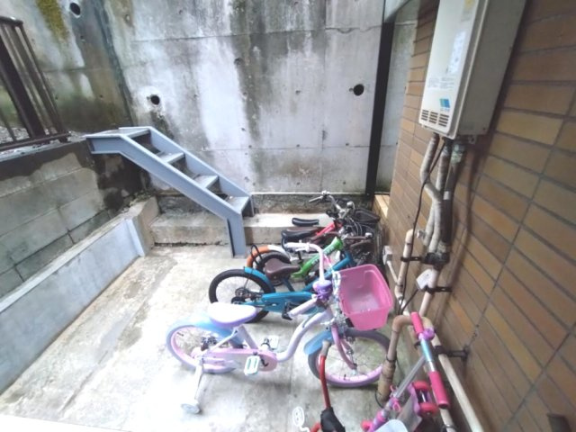 オークレット洗足池の玄関|収納もある玄関です