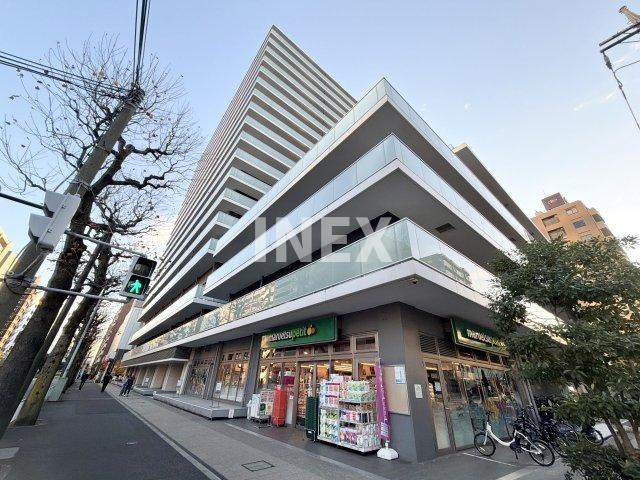 横浜ＭＩＤベースタワーレジデンスの外観