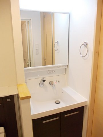 メゾン　フォーリストの洗面所