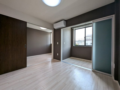 【居間・リビング】 | ストレリチア