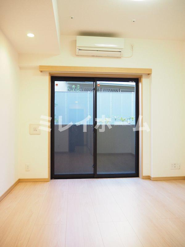 ルーブル大鳥居