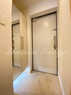 【玄関】 | 明るい玄関です