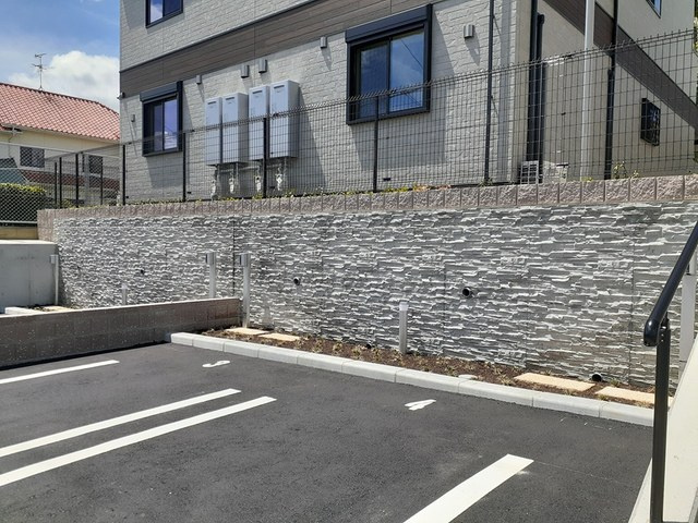 ハイランドⅢの駐車場