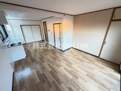 【居間・リビング】 | ロアール金岡B棟