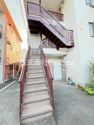 【エントランス】 | ロアール金岡B棟