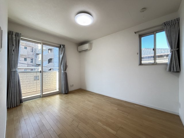 【その他】 | 南区高宮2丁目　戸建て | 6.1帖洋室にはウォークインクローゼットがあります
