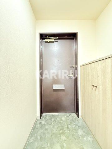 ファミール深江橋アーバンステージの玄関