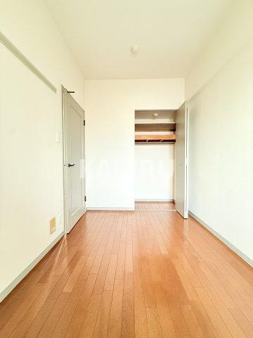 ファミール深江橋アーバンステージの洋室