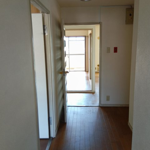 研究学園5団地　523号棟の内装