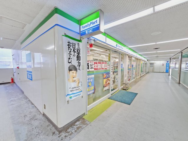 研究学園5団地　523号棟の周辺