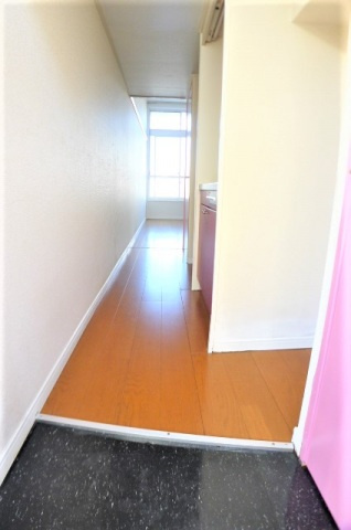 ロイヤルビレッジの玄関