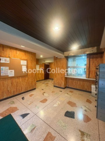 薬王寺ニューハイツのロビー