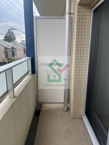 プライムアーバン西武柳沢のバルコニー