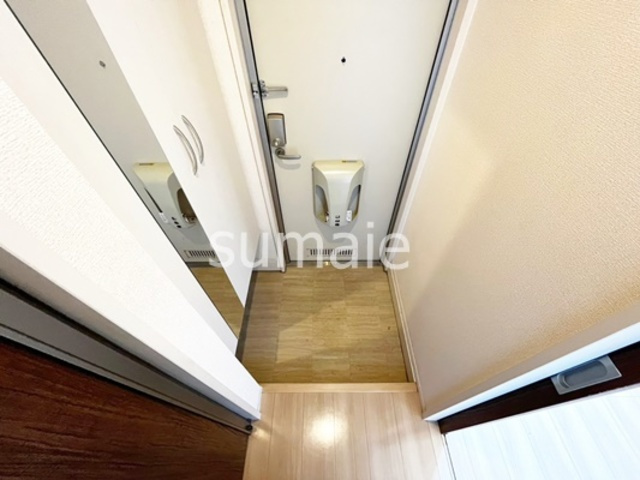 シャイン・カワナベの玄関|玄関です☆