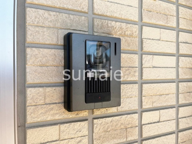 シャイン・カワナベのセキュリティ|モニター付きインターホンです☆