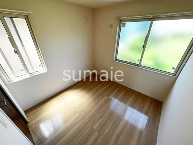 シャイン・カワナベの寝室|寝室にどうぞ！