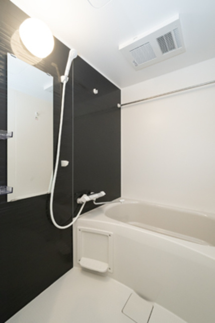 グロリアコート市川の浴室|※写真は同タイプ住戸です。
