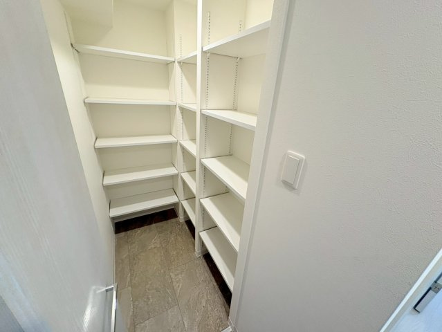 エクセルハイム東灘の収納