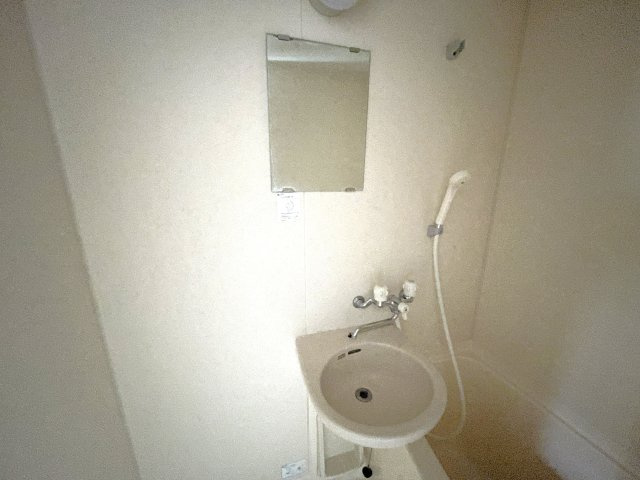 ジョリエ東金B棟の洗面所