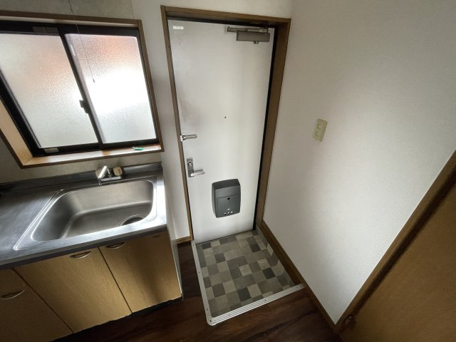 ジョリエ東金B棟の玄関