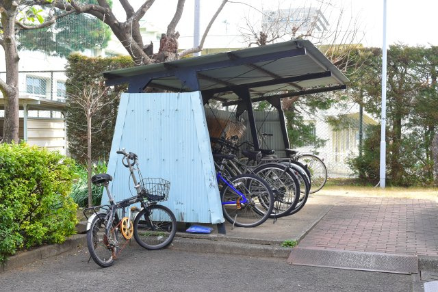 東村山市富士見町１丁目の中古マンションの駐輪場