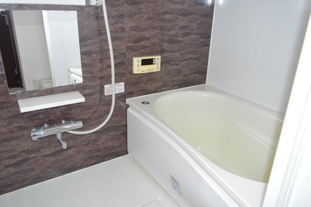 東村山市富士見町１丁目の中古マンションの浴室
