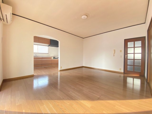 【居間・リビング】