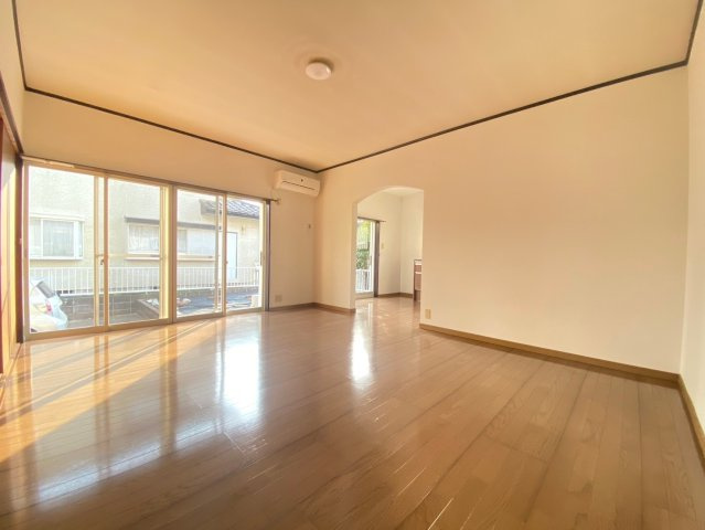 【居間・リビング】