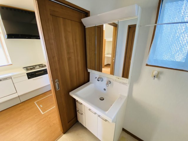 築浅　中古戸建　千葉市若葉区の独立洗面台