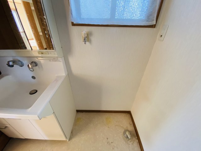 築浅　中古戸建　千葉市若葉区のランドリースペース