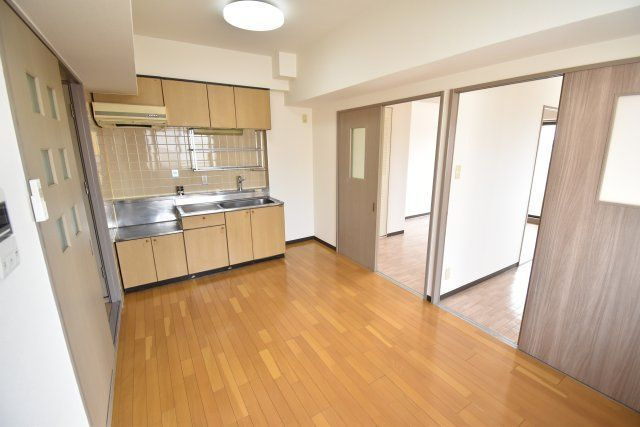 みのりハイツの居間・リビング