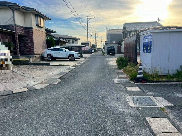 米子市富益町売土地の前面道路含む現地写真|431号線まですぐそばの立地となっております。
