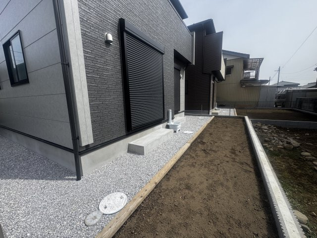 新築　みどり市大間々町大間々全3棟　Blooming　Garden　2号棟の庭|みどり市大間々町大間々全3棟　Blooming　Garden