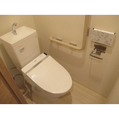 ジェノヴィア新御徒町スカイガーデンの内装|明るい色調の室内です