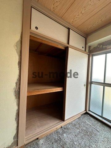 白井マンションの収納