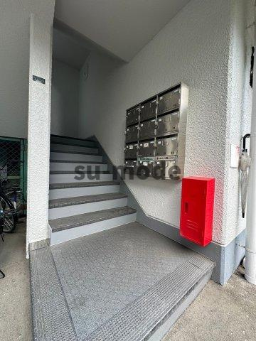 白井マンションのエントランス