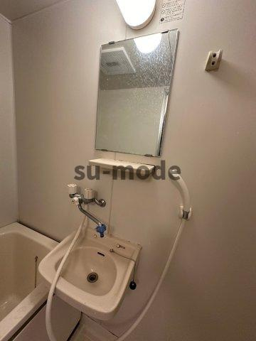 白井マンションの洗面所