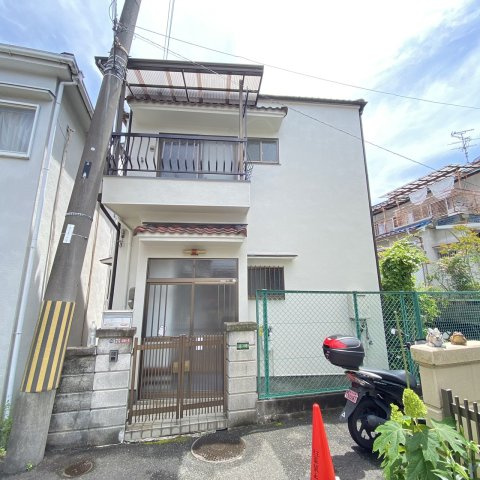 甲斐田新町貸家