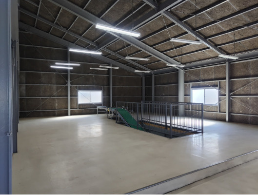 糟屋倉庫の内装