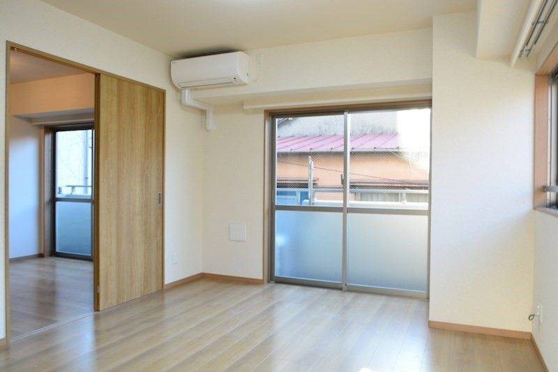 WAVE千束の居間・リビング