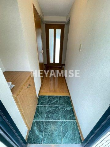 テラス辰の玄関|※同間取りの別の階のお部屋の画像です※現況を優先します