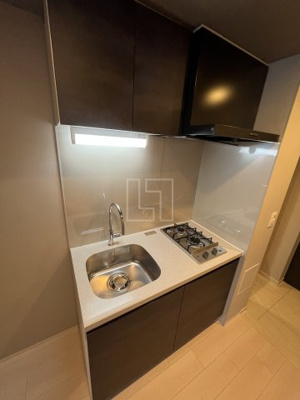 【キッチン】 | ファーストフィオーレ難波クレシア | ファーストフィオーレ難波クレシア　２口ガスシステムキッチン