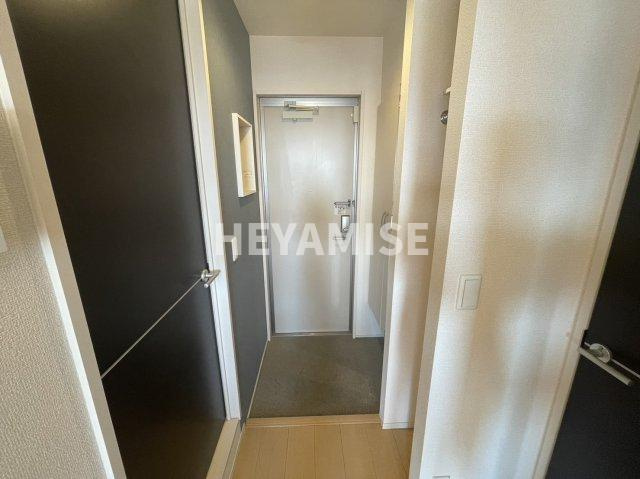 オッツ古賀島の玄関|※室内画像は別号室のもの