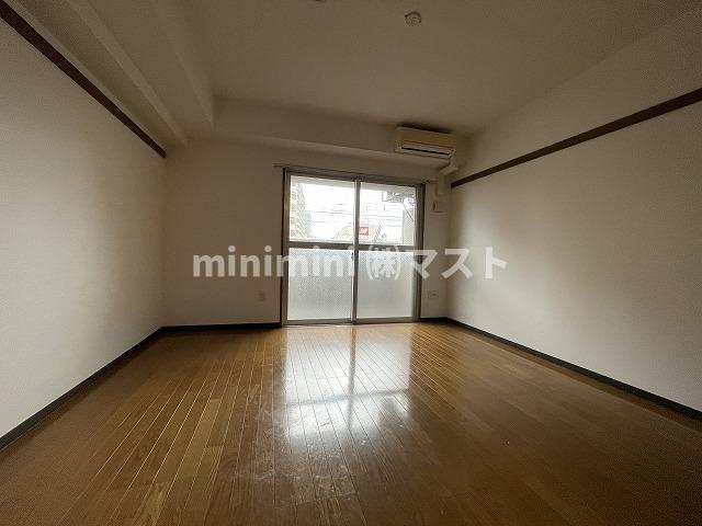 ル・ファール西九条の居間・リビング