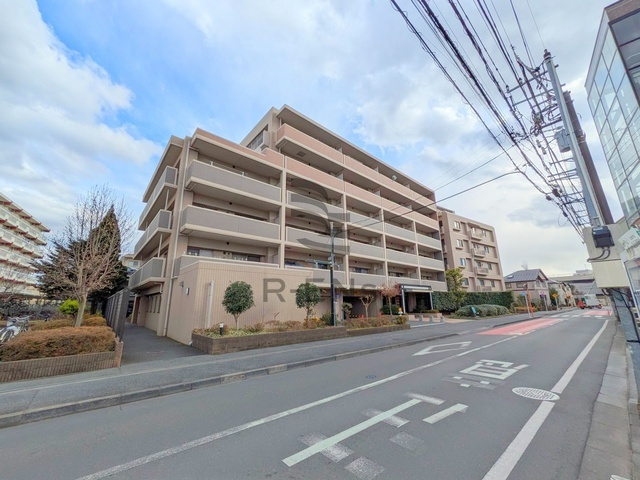 【外観】 | サンクレイドル西東京ウインフォート | 公園も近く、自然豊かな住環境でお過ごしいただけます