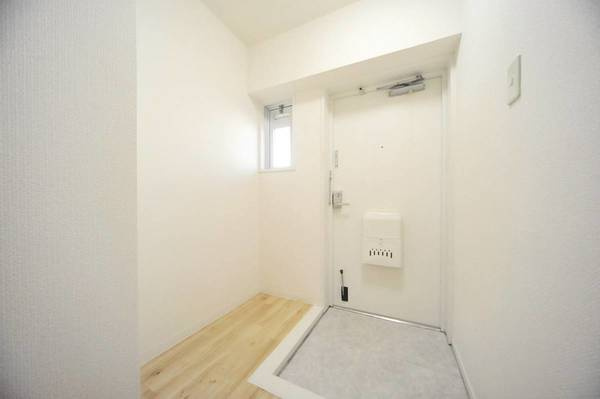 ビレッジハウス下九沢2号棟の玄関|ビレッジハウスの同一物件・同一タイプの間取りの写真です