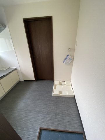神大寺アパートの玄関|ゆったりとした玄関です