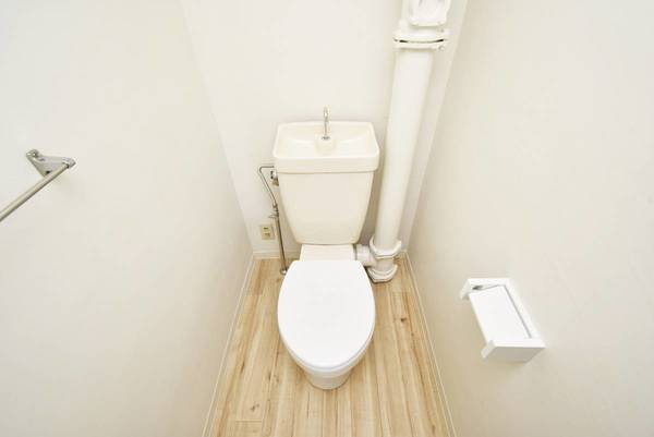 ビレッジハウス公郷3号棟のトイレ|ビレッジハウスの同一物件・同一タイプの間取りの写真です