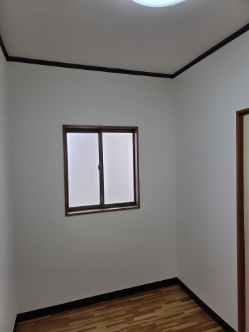 ハピネスハイムの洋室|明るい洋室です